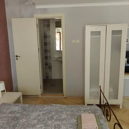 азарина *
