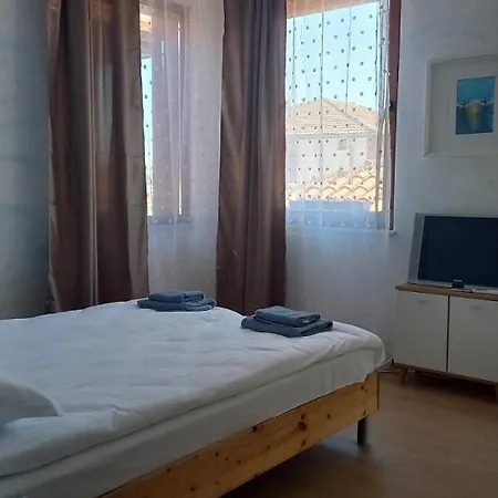Апартамент азарина *